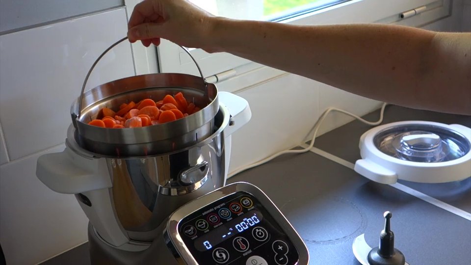 Carottes cuites à la vapeur avec le Companion