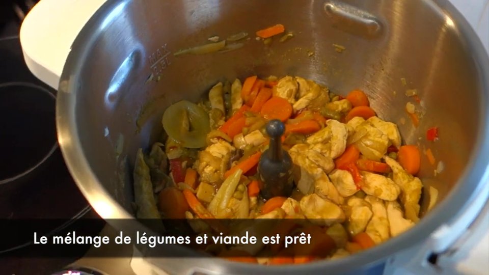 Cuisson des légumes et viande dans le bol du Companion
