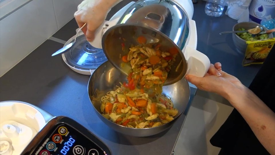 Les nouilles chinoises au Companion sont prêtes