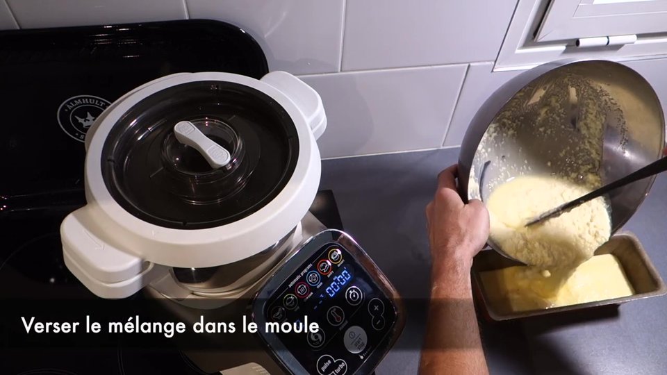 La préparation dans le moule