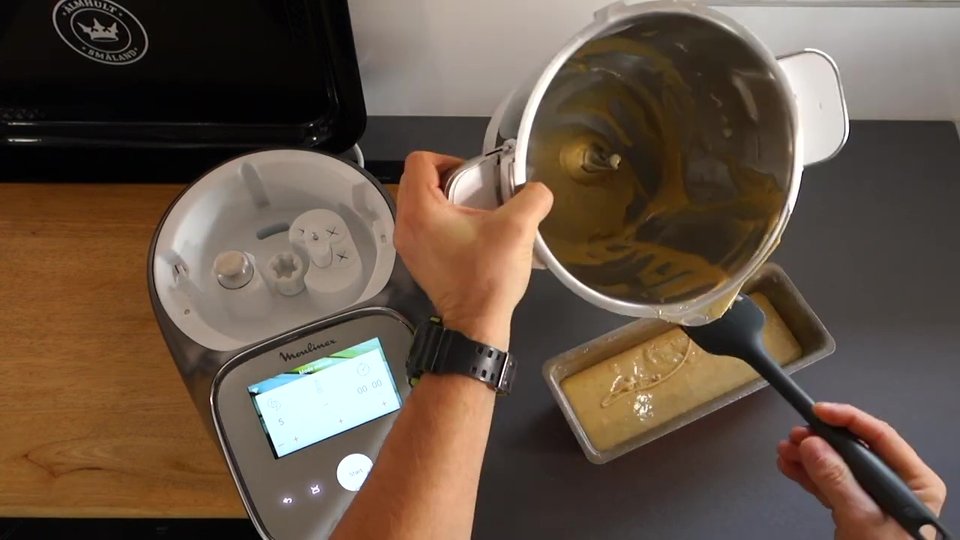 Verser la préparation dans un moule