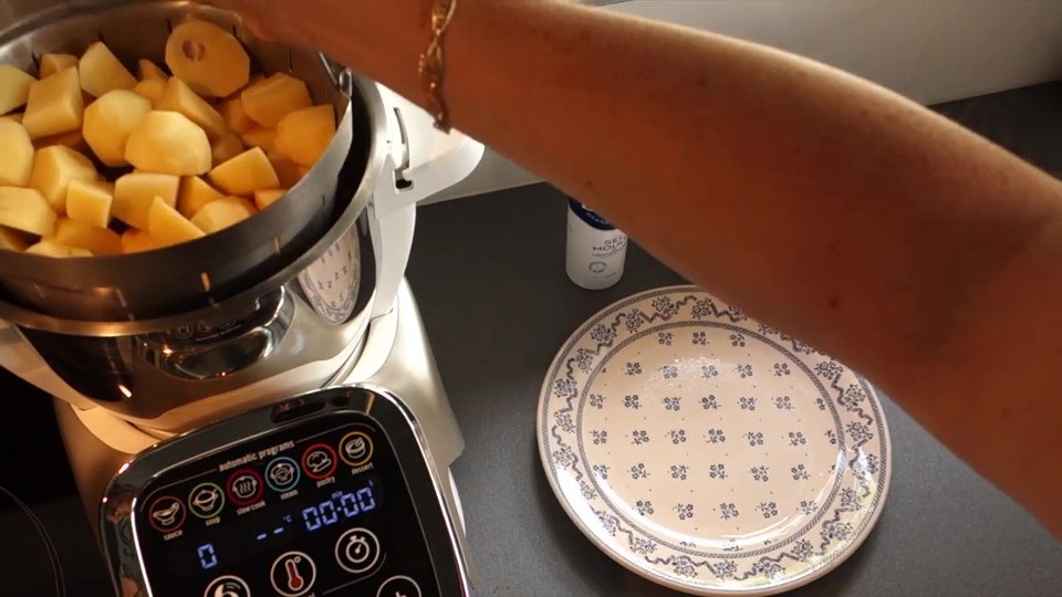 Cuisson à la vapeur des pommes de terre au Companion