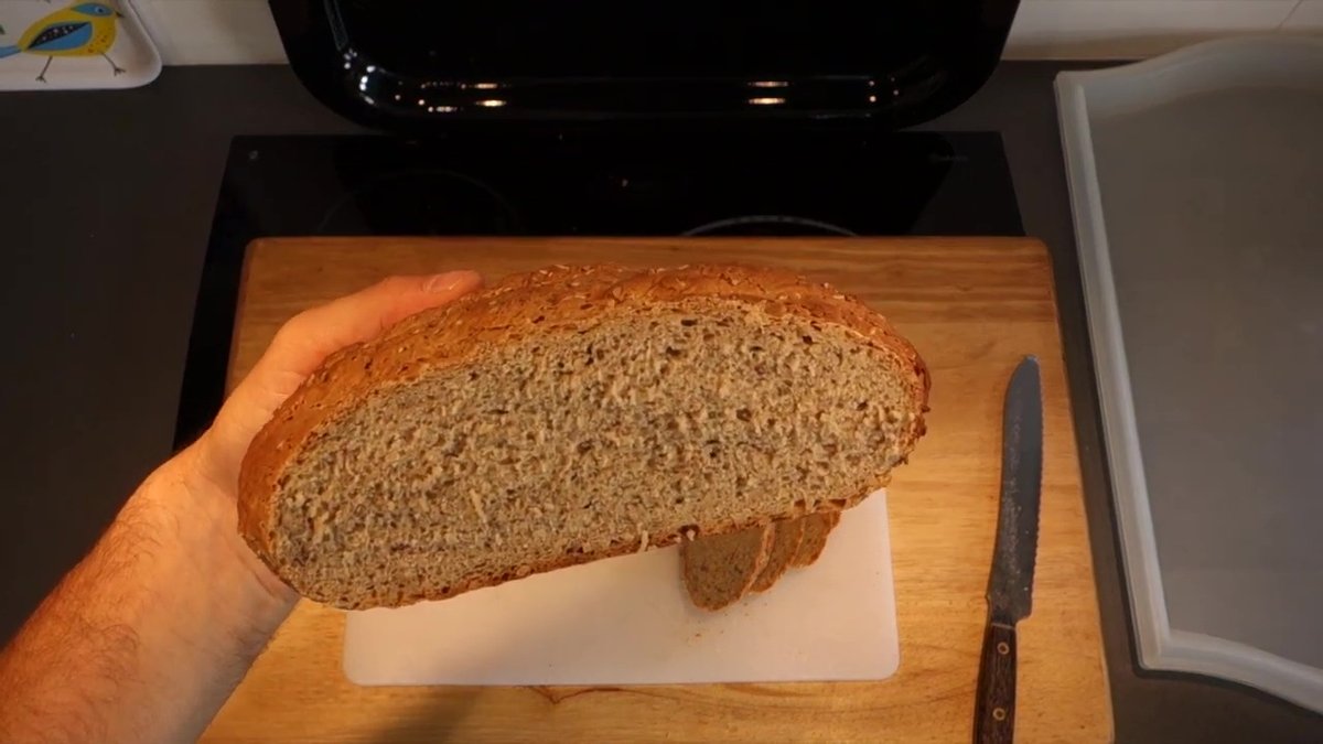 Pain aux graines de sésame croustillant et moelleux au Companion