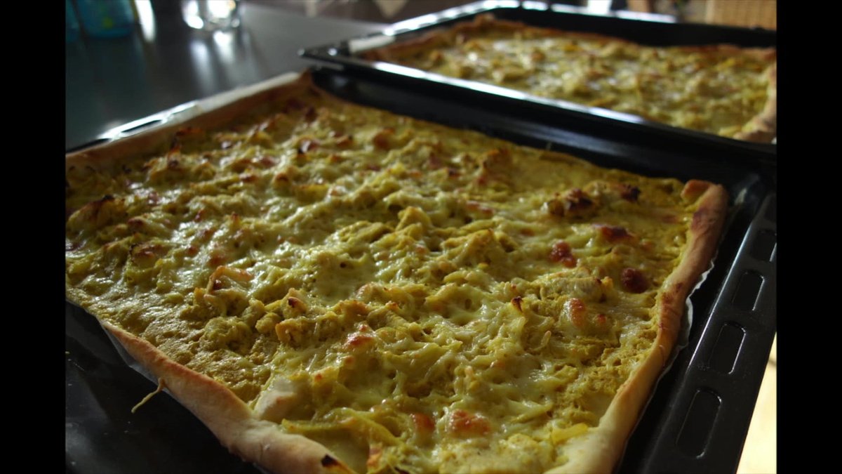 Pizzas poulet curry réalisées avec le Companion