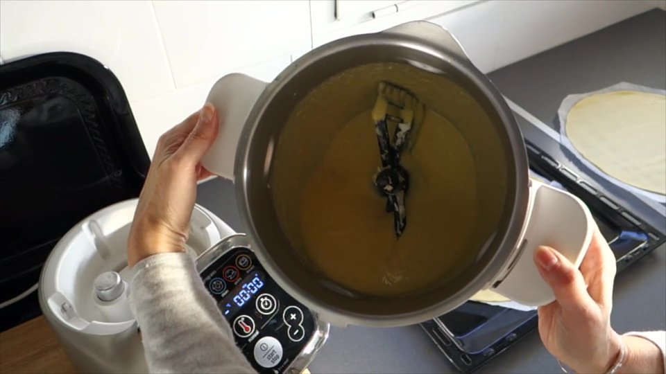 Crème patissière et crème d’amande = Frangipane