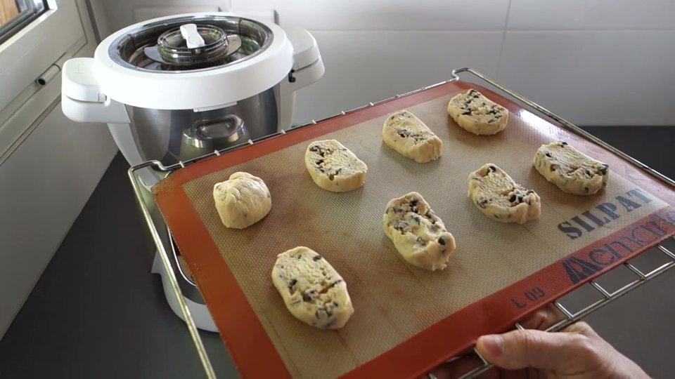 Les cookies sont prêts à être enfournés