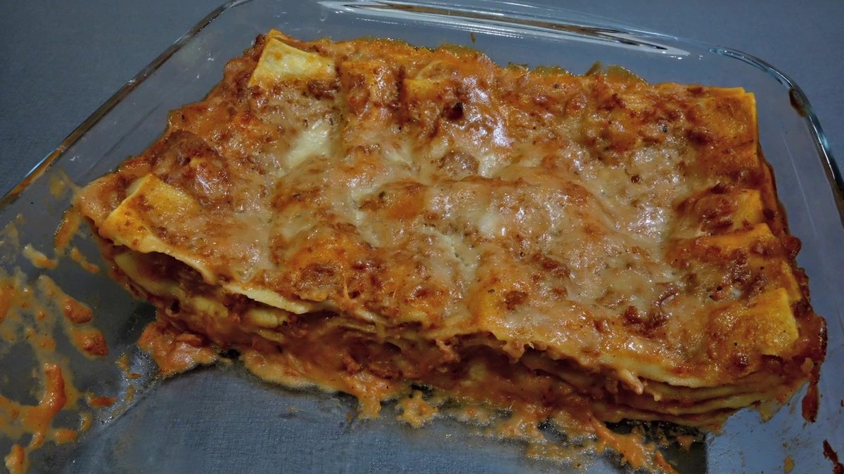 Lasagnes dorées au four réalisées avec le robot Companion