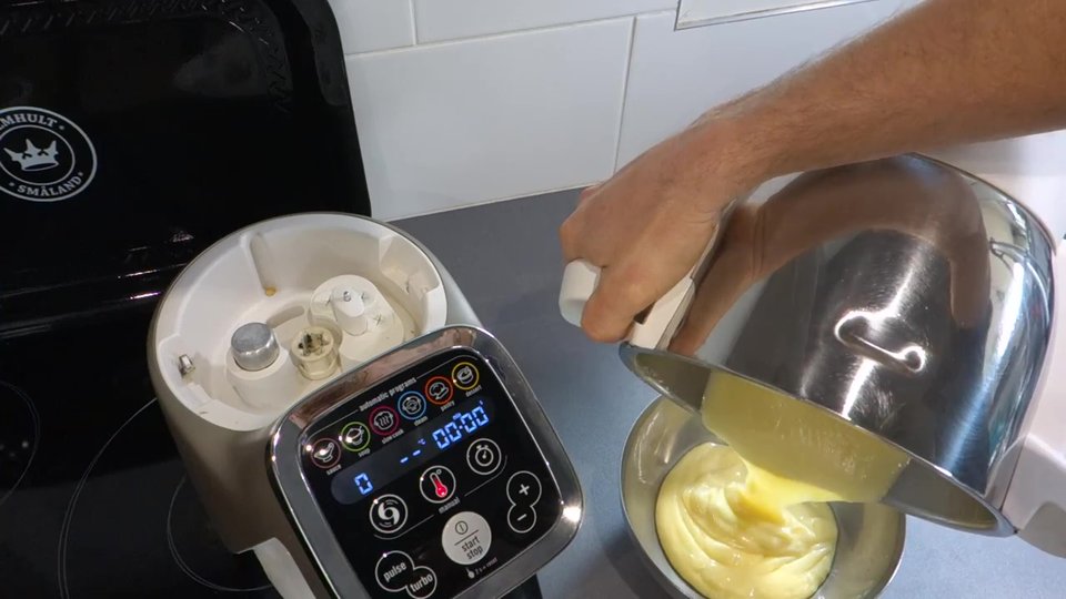 Préparation de la crème pâtissière avec le Companion