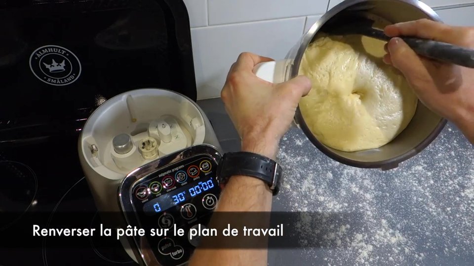 Fin de pousse de la pâte de la brioche Butchy au Companion