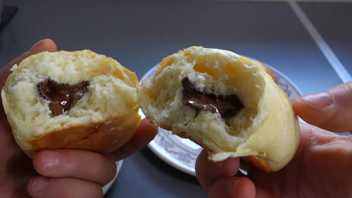 Pain brioché au chocolat t au Companion à la texture moelleuse et cœur fondant