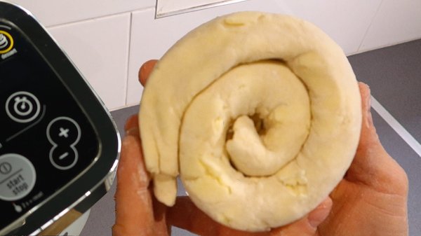 Pâte feuilletée méthode "escargot" au Companion