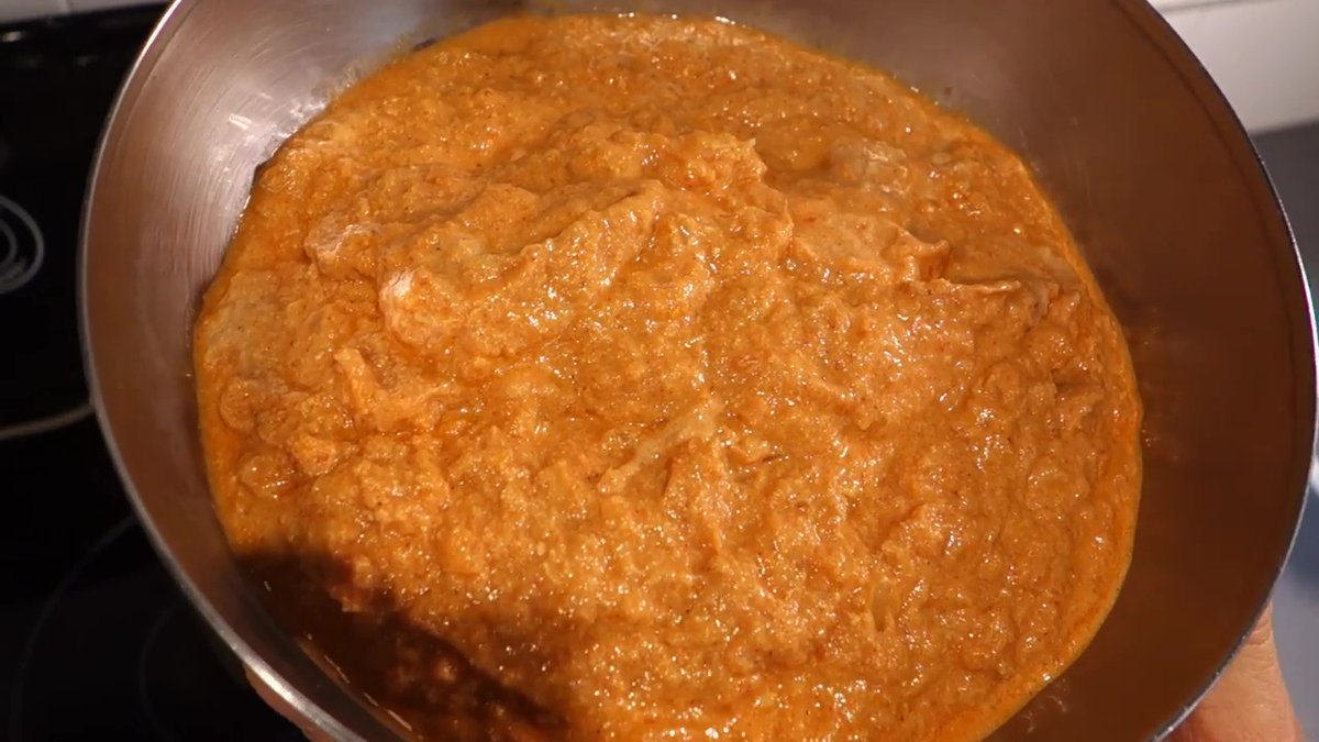 Pâtes à la sauce tomate au thon prêtes à déguster au Companion.