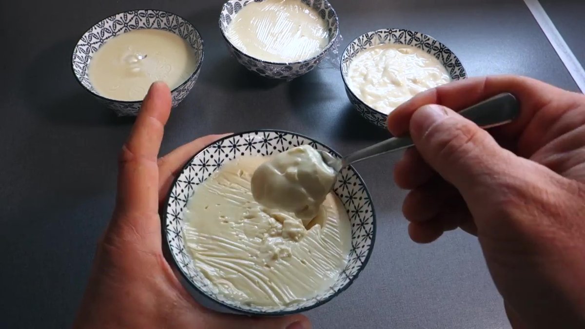 Crème dessert vanille maison au Companion, texture onctueuse et gourmande.