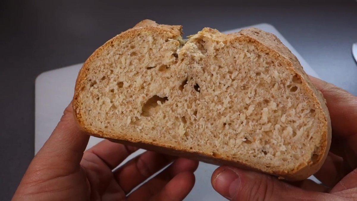 Pain irlandais soda bread réalisé au Companion prêt à être dégusté